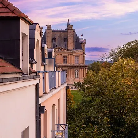 Du Chateau De Hotel