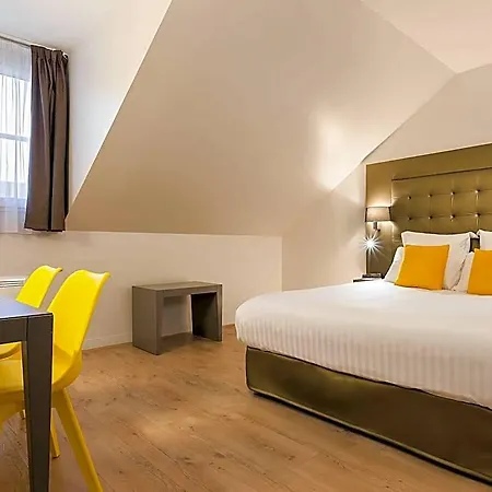 Western Du Chateau Laffitte Hotel 3*