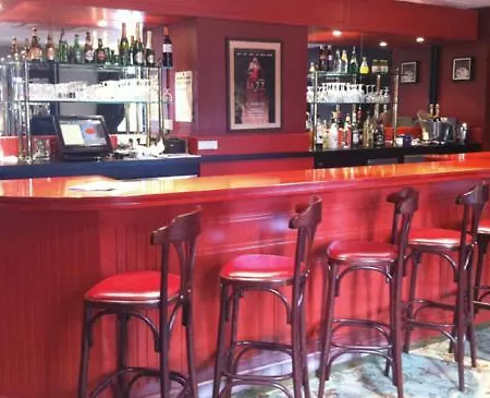 Quality Paris Ouest Hotel