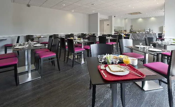 Du Chateau Мезон-Лафит