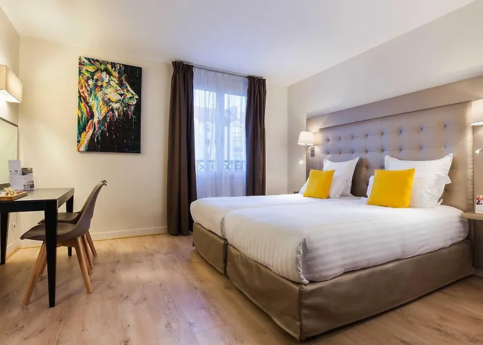 Отель Du Chateau 3*