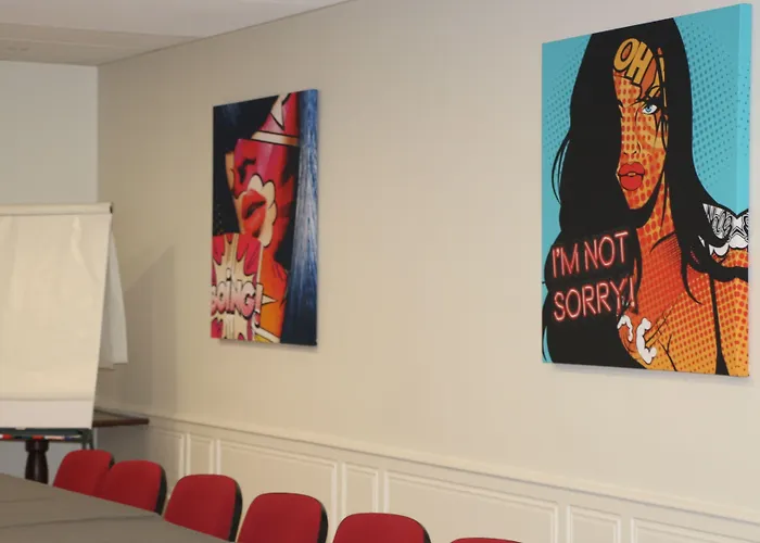 Du Chateau 3* Мезон-Лафит