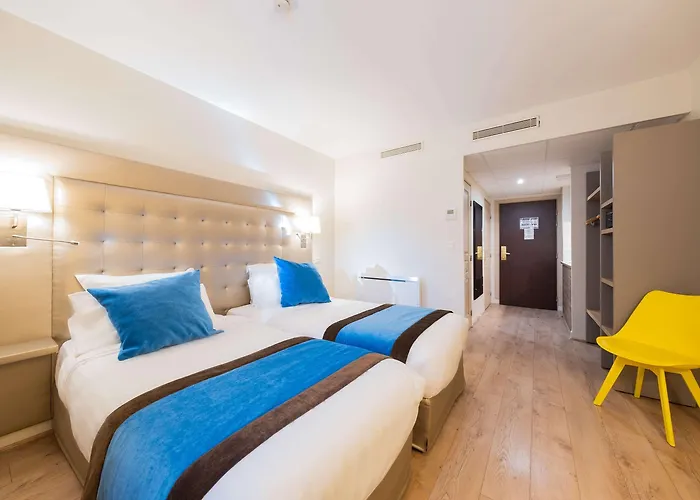 Du Chateau Отель