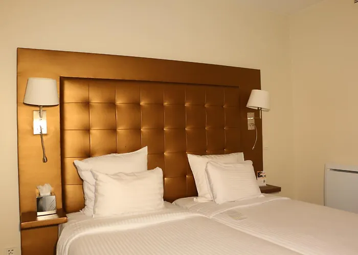 Отель Du Chateau